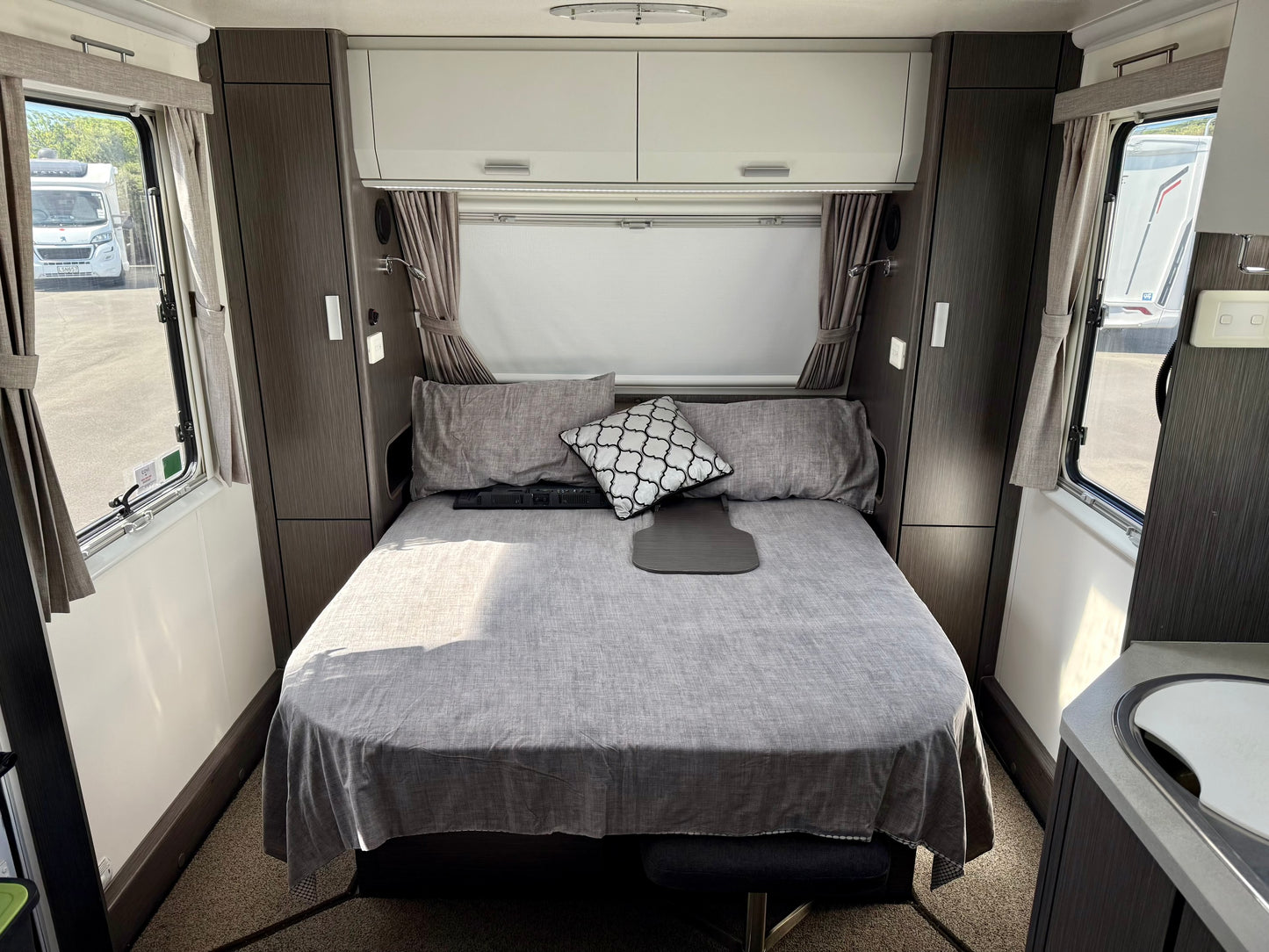 2019 Jayco Journey Island Bed n/a
