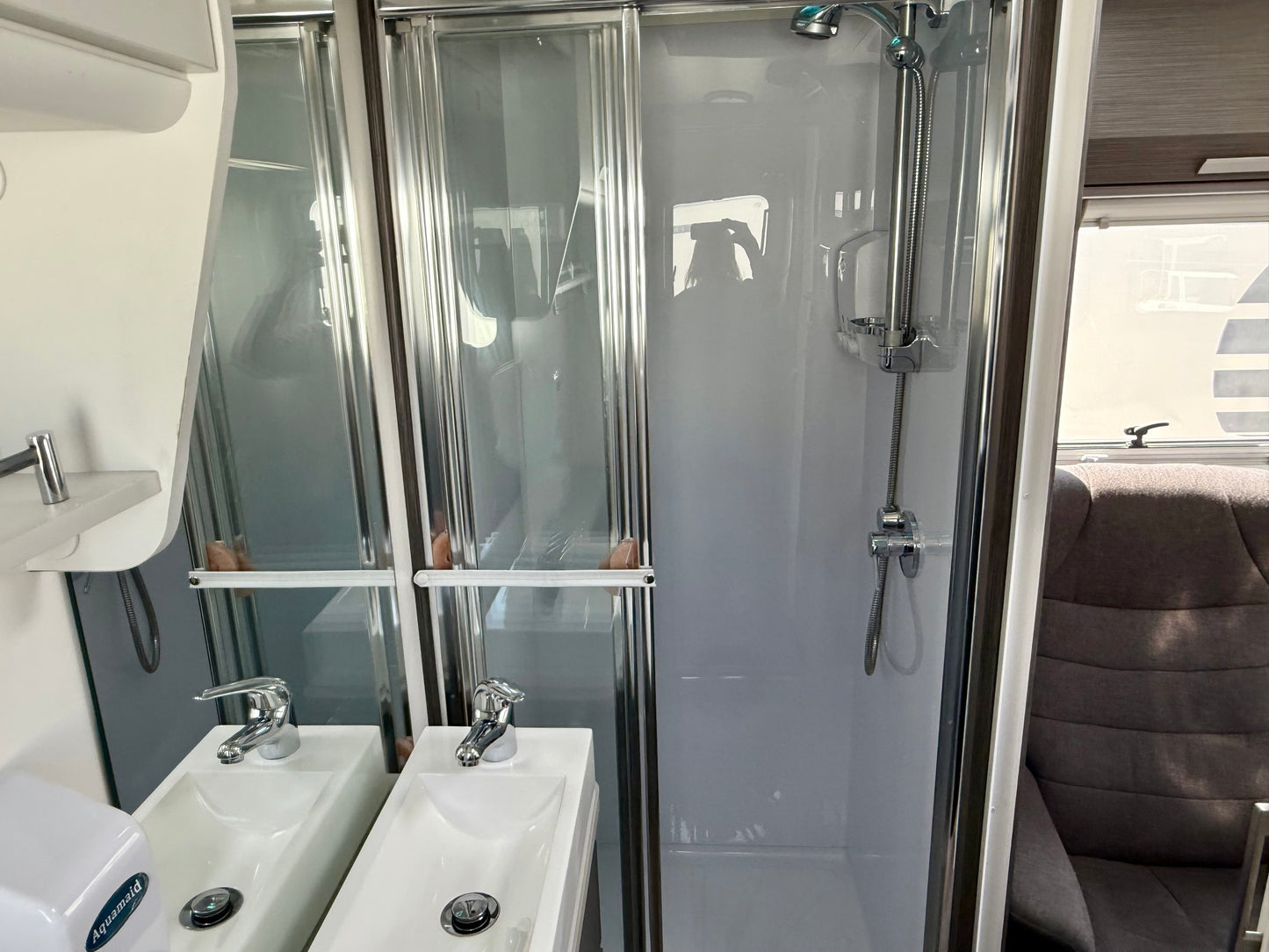 2019 Jayco Journey Island Bed n/a