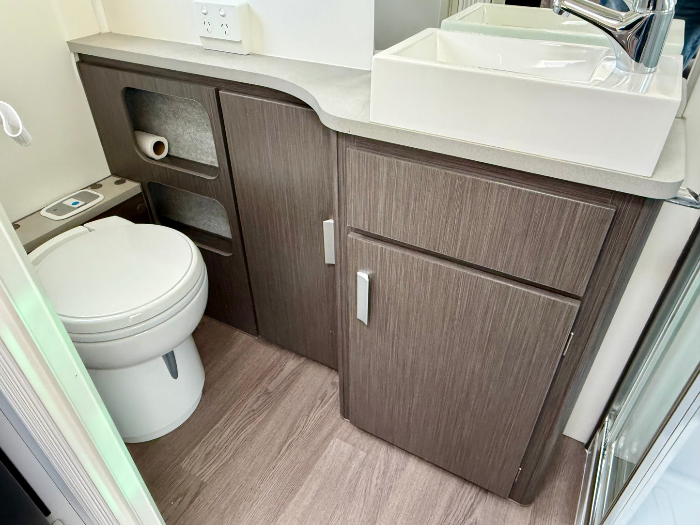 2019 Jayco Journey Island Bed n/a