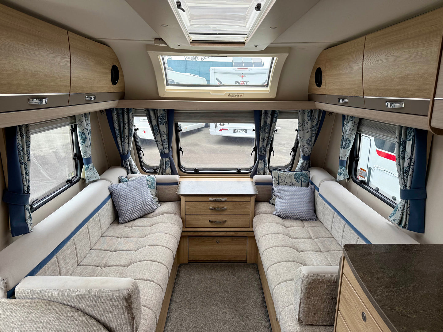 Elddis Chatsworth AlKo