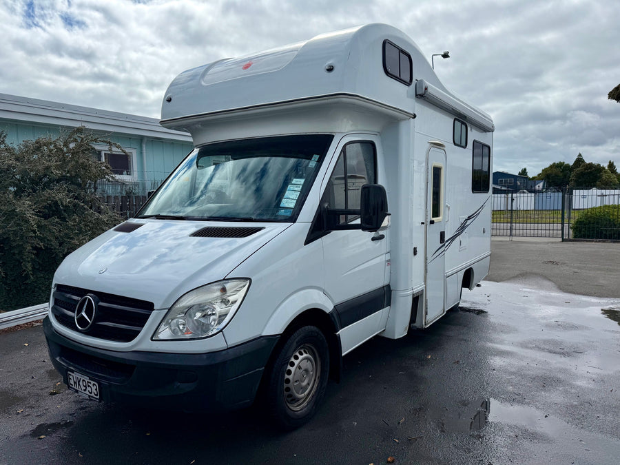 2009 Mercedes Sprinter Automatic 4-berth