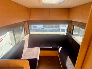 2010 Mitsubishi Canter 6 berth