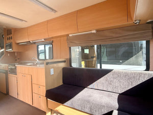 2010 Mitsubishi Canter 6 berth