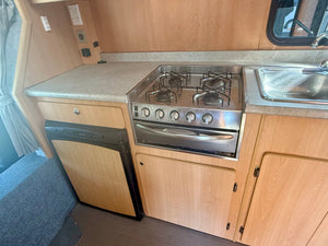 2010 Mitsubishi Canter 6 berth