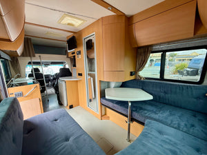 2010 United Alpha 4 4-berth Mercedes Benz