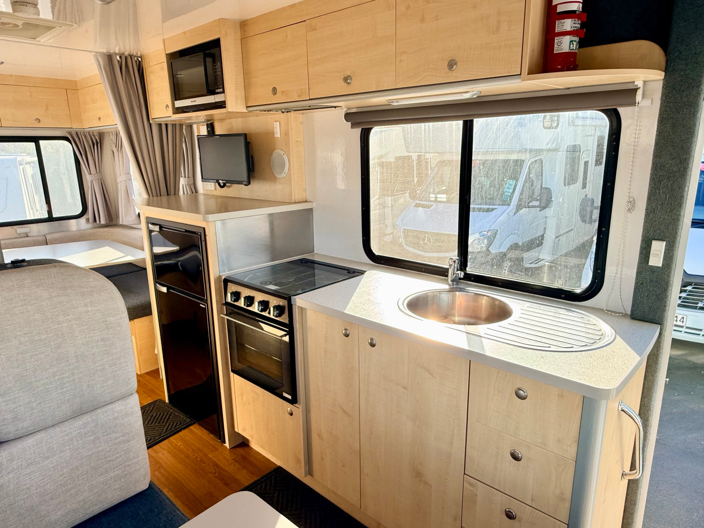 2018 Talvor 6 Berth Mercedes-Benz Sprinter