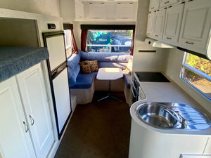 2008 Hodge Discover 5th Wheel