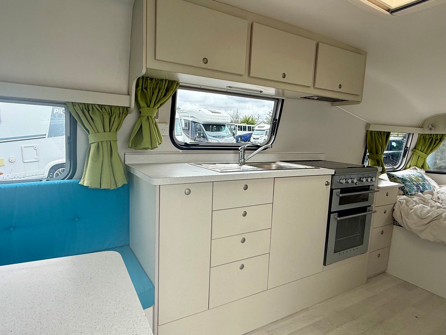 2013 Timeless Wanaka Caravan Caravan